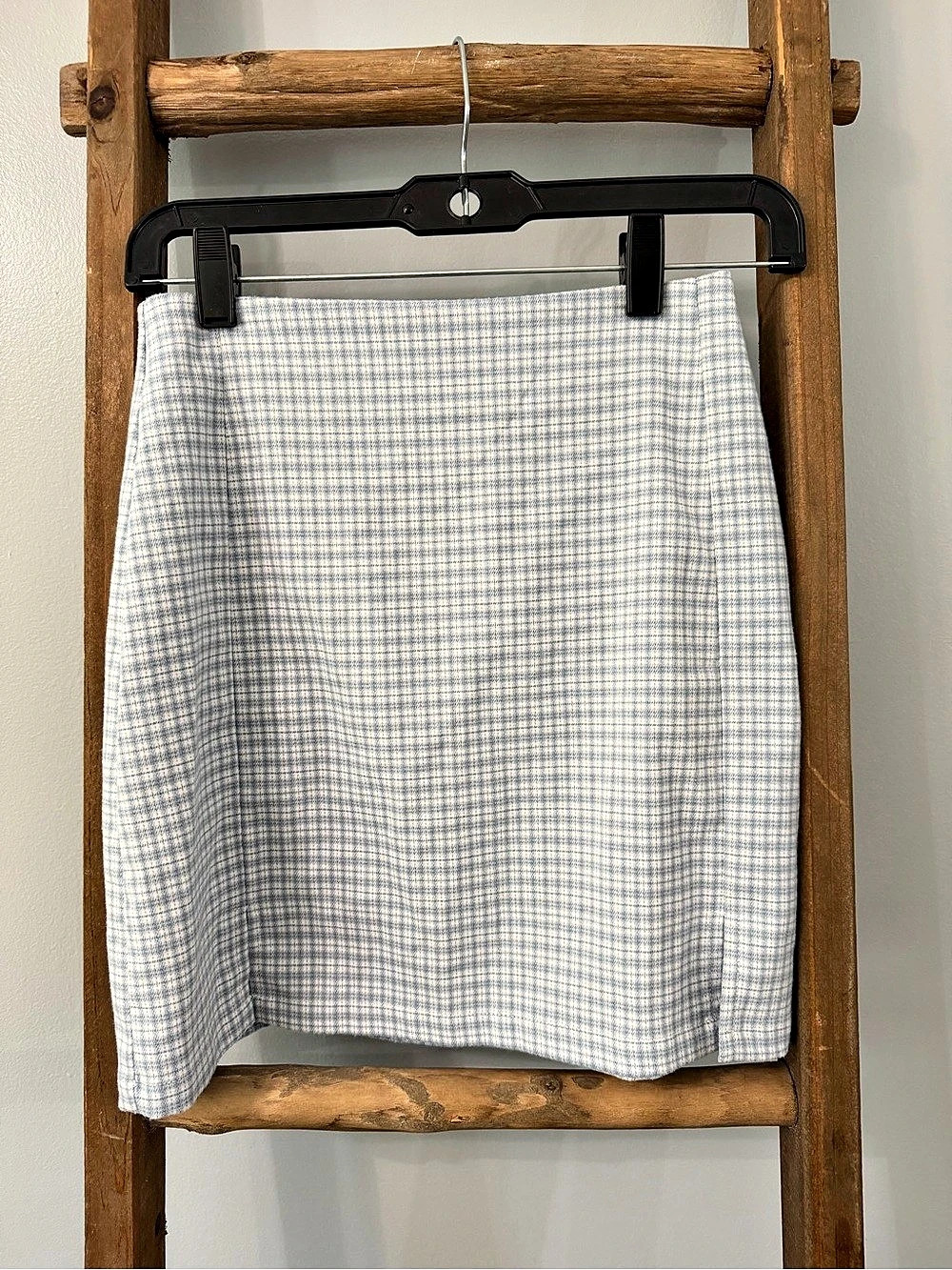 Brandy Melville Cara Skirt Plaid Mini Blue & White Waist 26